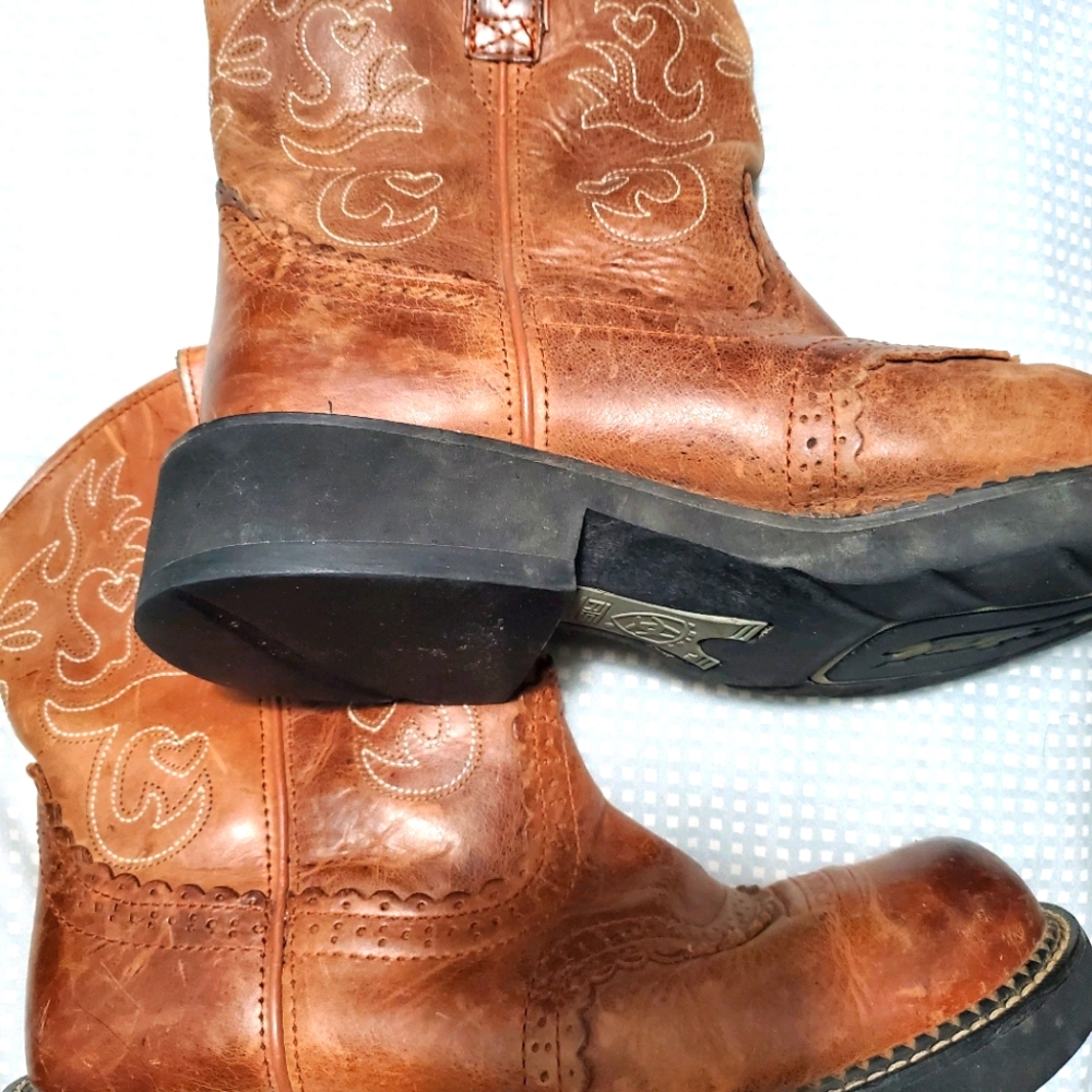 Women's Ariat Fat Baby Boots